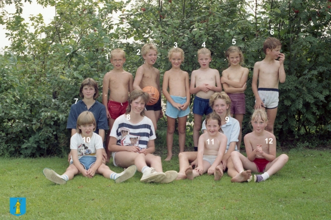 kvw-23-groot||https://www.heemkundekringbakelenmilheeze.nl/files/images/kindervakantieweek-1987/kvw-23-groot_128.jpg?t=1686390399