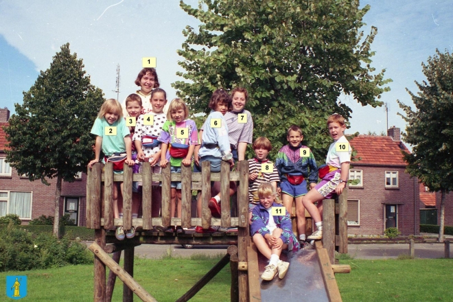 1993-kvw-32||https://www.heemkundekringbakelenmilheeze.nl/files/images/kindervakantieweek-1993/1993-kvw-32_128.jpg?t=1705862279