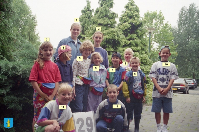 1996-29-||https://www.heemkundekringbakelenmilheeze.nl/files/images/kindervakantieweek-1996/1996-29-_128.jpg?t=1706127085